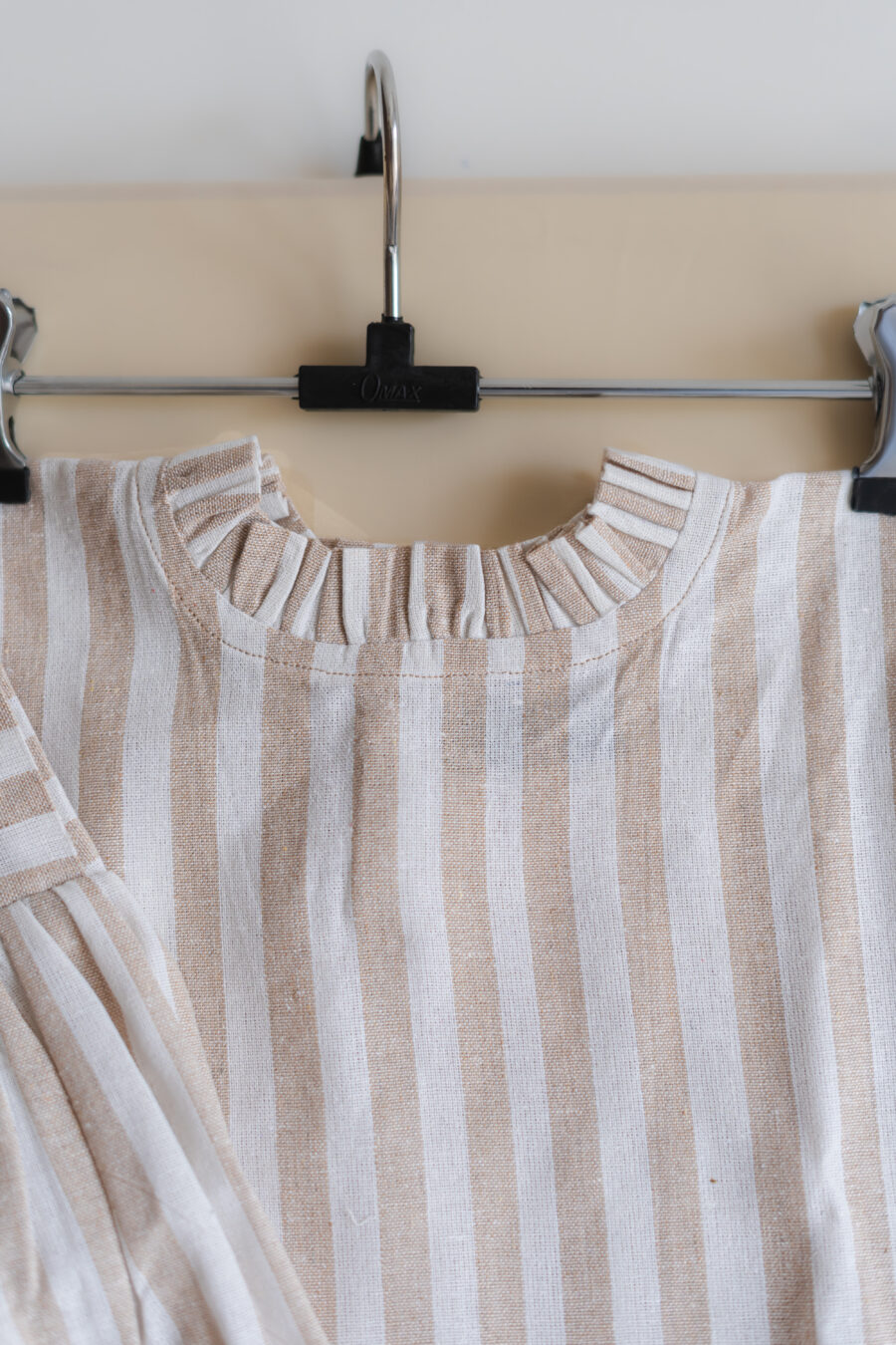 Linen striped co-ord set for girls - Image 3