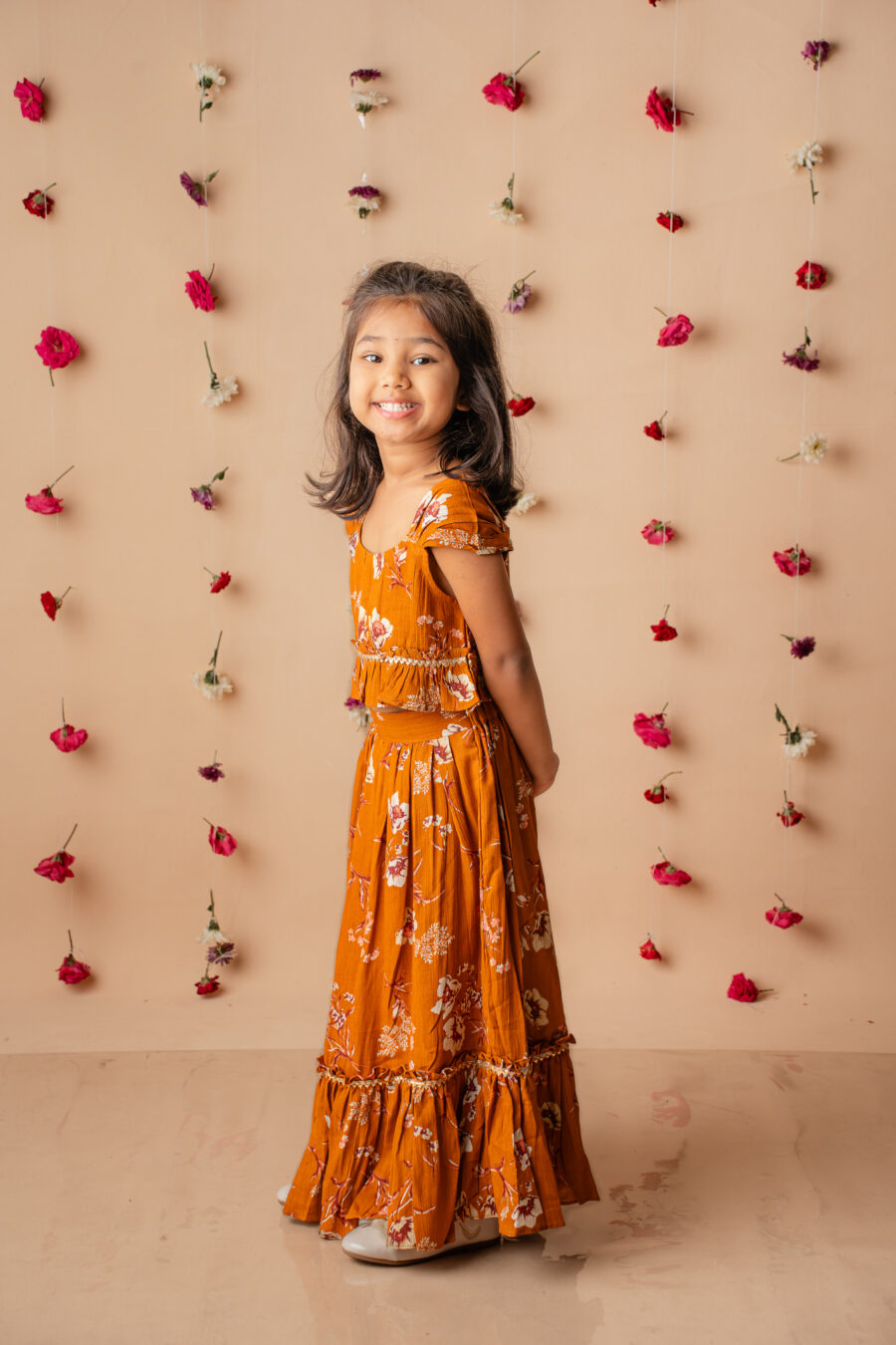 Mustard crop top & full skirt set for girls - Image 3
