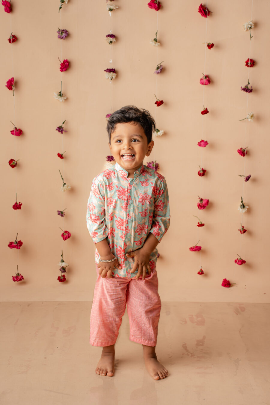 Blue floral kurta top and pant set for boys - Image 4